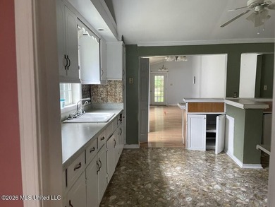 Bring your design ideas to this affordable 1-bedroom, 2-bathroom - photo 3