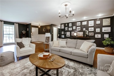Welcome to 750 Glenwood Drive, a beautifully updated 3 bedroom - photo 8
