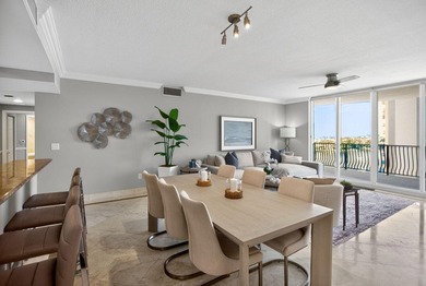 Large 2 bed 2 bath residence at Jackson Tower with panoramic - photo 6