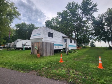 Affordable unit near swimming pool. Bring your own RV or use - photo 12