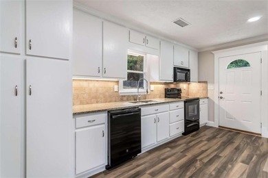 2BR/2BA Creekside Charmer - 1,000 Sq Ft on 1.18 Acres, Only 6