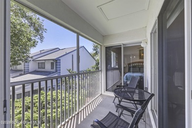 Welcome to your slice of paradise in the highly sought-after - photo 19