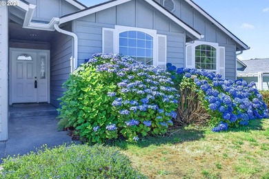 Welcome to this pristine 3-bedroom, 2-bath home located in one - photo 38