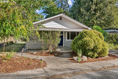 Nehalem River Home For Sale in Vernonia Oregon