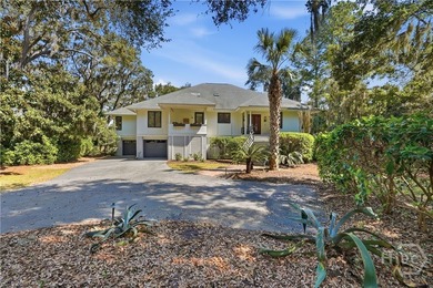 Just a stone's throw from the Landings Harbor Marina, this