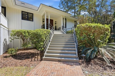 Just a stone's throw from the Landings Harbor Marina, this