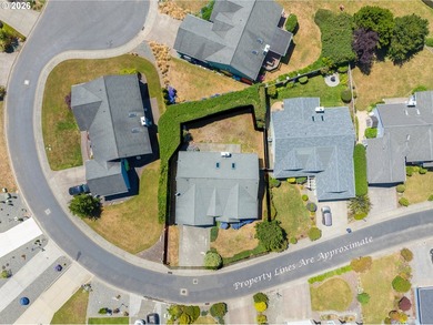 Welcome to this pristine 3-bedroom, 2-bath home located in one - photo 47