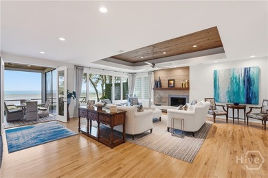 Just a stone's throw from the Landings Harbor Marina, this