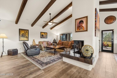 Spectacular golf course home in the coveted La Vida subdivision - photo 8