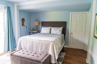 Welcome to this charming beach-style retreat - offered fully - photo 16