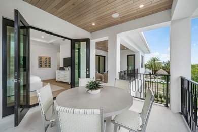 Introducing a brand-new waterfront residence on Hypoluxo Island - photo 32