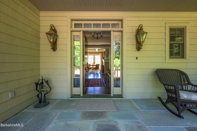 EXPANDED CONTEMPORARY CAPE Appointed with elegant detail - photo 7