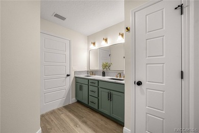 One or more photo(s) has been virtually staged. Welcome to 6601 - photo 23