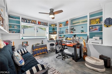 Adorable home ideally located just three lots from the river and - photo 29