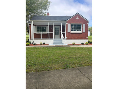 Lake Cumberland Home For Sale in Jamestown Kentucky