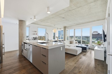 St Lawrence River Condo For Sale in Montréal (Le Sud-Ouest) QC