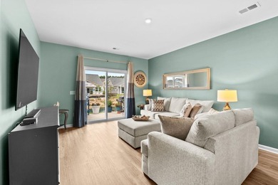 LIKE NEW CONSTRUCTION, 3 SPACIOUS BEDROOMS & A FLEX ROOM - photo 12