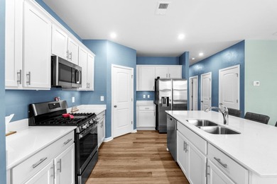 LIKE NEW CONSTRUCTION, 3 SPACIOUS BEDROOMS & A FLEX ROOM - photo 18