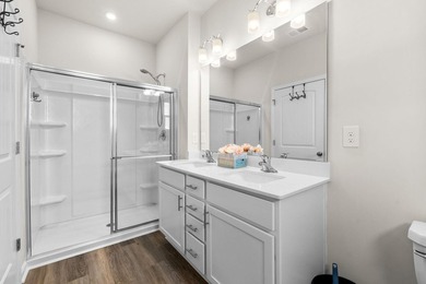 LIKE NEW CONSTRUCTION, 3 SPACIOUS BEDROOMS & A FLEX ROOM - photo 27
