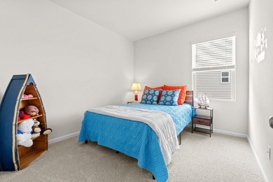 LIKE NEW CONSTRUCTION, 3 SPACIOUS BEDROOMS & A FLEX ROOM - photo 33