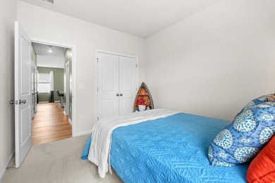 LIKE NEW CONSTRUCTION, 3 SPACIOUS BEDROOMS & A FLEX ROOM - photo 34