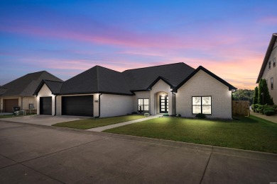 Lake Home For Sale in Hot Springs, Arkansas