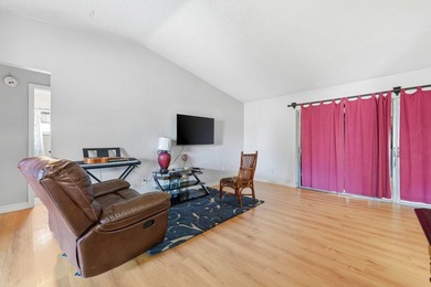 7605 N Sanibel Cir - photo 15