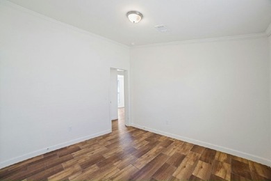 Get ready to be mesmerized by this spacious and open 1292 sq ft - photo 16