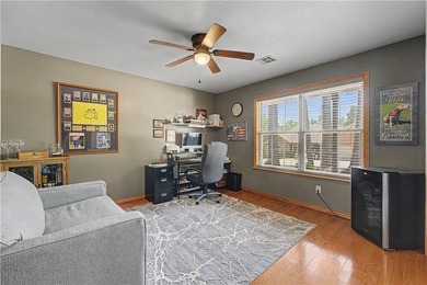 Tired of looking at the same cookie cutter homes? This 3 bedroom - photo 27