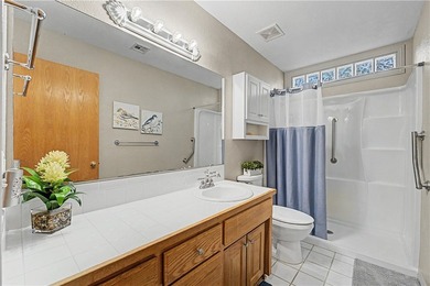 Tired of looking at the same cookie cutter homes? This 3 bedroom - photo 28
