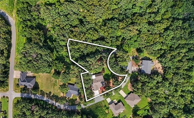 Tired of looking at the same cookie cutter homes? This 3 bedroom - photo 39