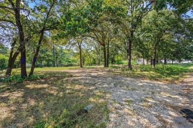 Lake Lot For Sale in Gordonville, Texas