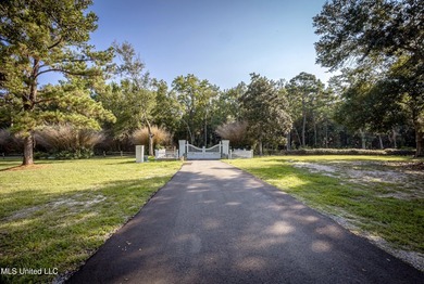Gorgeous, centuries-old majestic oaks line these level, one-acre - photo 11