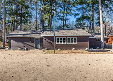 Completely renovated and charming property on wooded 0.75 Acre - photo 12