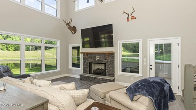 Discover an extraordinary 76 acre unrestricted mountain estate - photo 25