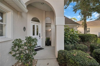 Enter to vaulted ceilings, beautiful bamboo floors in living and - photo 1