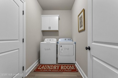 ADORABLE brick home on a large corner lot in Rosalie Place! The - photo 33