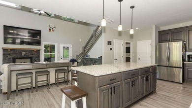 Discover an extraordinary 76 acre unrestricted mountain estate - photo 38