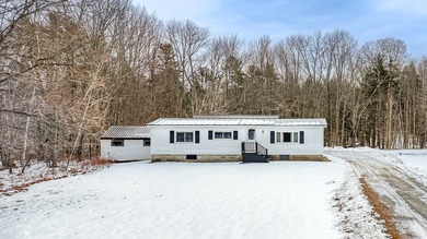 Great Pond - Kennebec County Home For Sale in Belgrade Maine