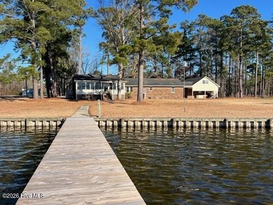 Pungo River - Beaufort County Home For Sale in Belhaven North Carolina