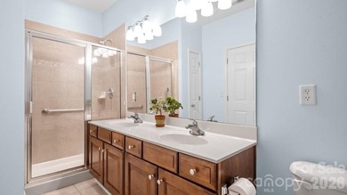 TRANQUIL AND SPACIOUS 2nd Floor END UNIT Condo w ONE CAR GARAGE - photo 22