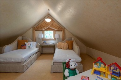 West Wind Hill, a bespoke country estate on 389 acres sits on - photo 22