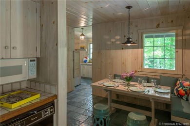 West Wind Hill, a bespoke country estate on 389 acres sits on - photo 25