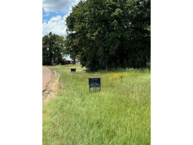 Cedar Creek Lake Lot For Sale in Trinidad Texas