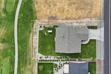 Meticulously maintained and beautifully landscaped, this - photo 35