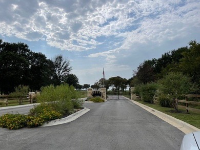 A restricted community designed for estate-sized custom homes - photo 3