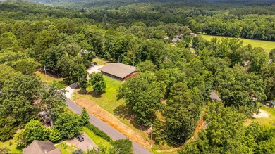 Motivated Seller: Welcome to this stunning 3-bedroom, 2-bath