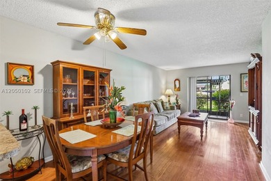 Welcome to this beautifully maintained first-floor 2-bedroom - photo 5