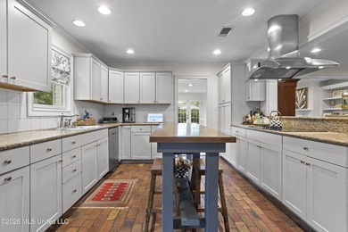 Nestled in one of Gulfport's most desirable family-friendly - photo 30