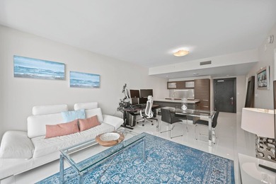 Welcome to Residence 3909 at the prestigious Epic Residences - photo 6